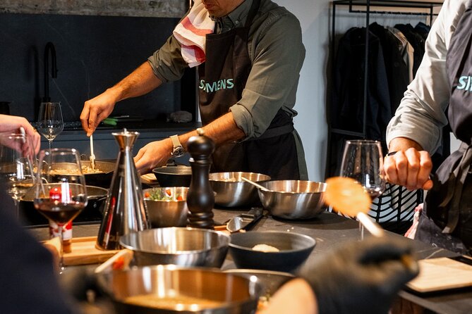 Paella Cooking Class with English Guide in Malaga - Kitchen setup and group vibe: why this feels friendly, not stressful