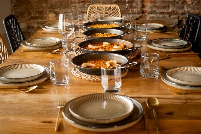 Paella Cooking Class with English Guide in Malaga - Olive oil tasting: the flavor lesson most classes skip