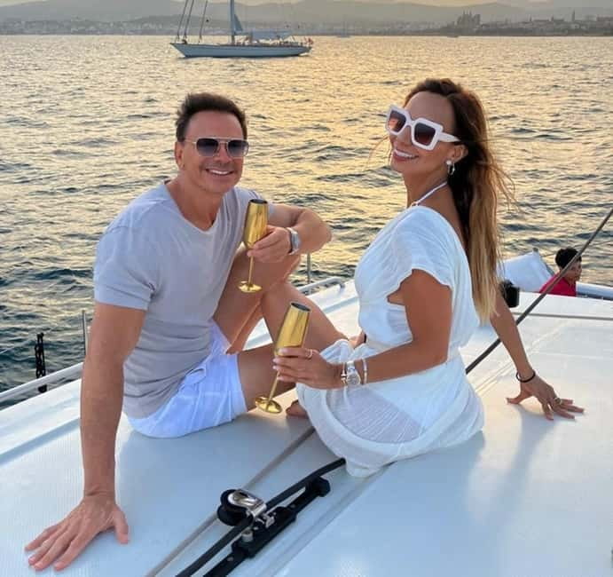 Palma: 2-Hour Sunset Catamaran Cruise with Drinks - Palma Catamaran Sunset Cruise, what the experience feels like