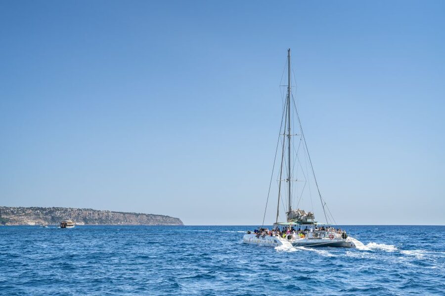 Palma de Mallorca: 5-Hour Catamaran Cruise with Lunch & Swim - Palma de Mallorca Catamaran Cruise: how the 5 hours actually feel