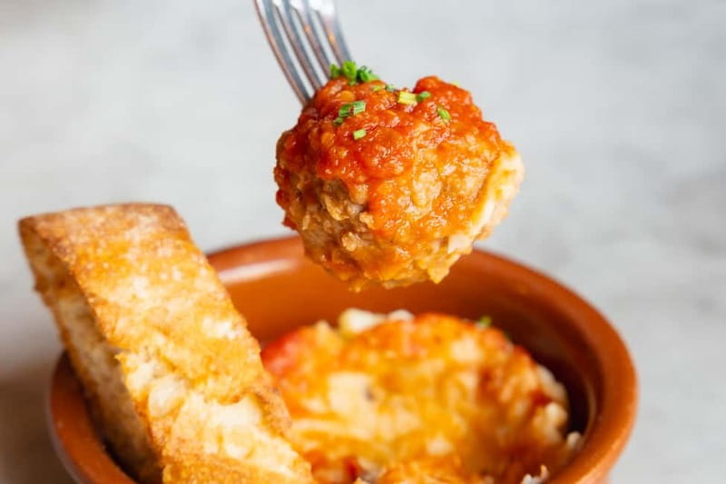 Palma de Mallorca: Gourmet Tapas and Wine Tour - Should you book this Palma tapas and wine walk?