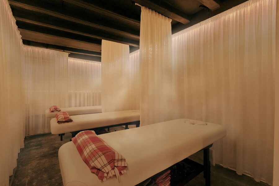 Palma: Hammam Al Àndalus Bath Session with Massage Options - The Ritual Basics: Water, Steam, Hot Stone, and Mint Tea