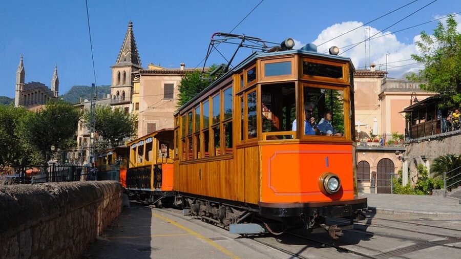 Palma: Tramuntana Full-Day Tour with Sóller Train and Lunch - Palma to Sóller by train: orchards, tunnels, and the big scenery shift