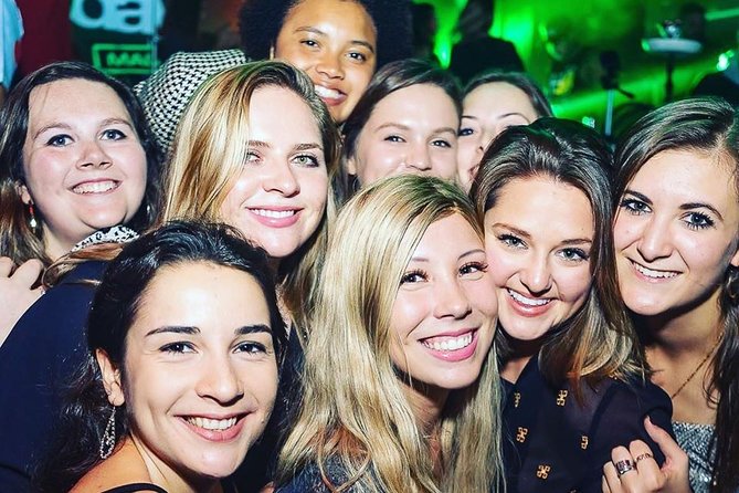 Pub Crawl Madrid by Mad Party Crew - Stop 3: Manama Disco, Another Hour of Included Access