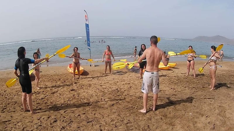 Puerto Mogán: Guided Adventure Kayak Tour in Caves & Snorkel - Kayaking the volcanic coastline and Mogán Caves