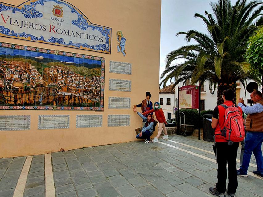Ronda and Setenil Tour with Free Time and Map from Málaga - Guided vs Unguided: Which Option Fits Your Travel Style