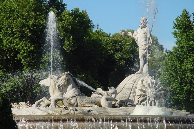 Royal Palace & Prado Museum Skip the Line Guided Tour - Midday Walking Through Madrid’s Power Centers