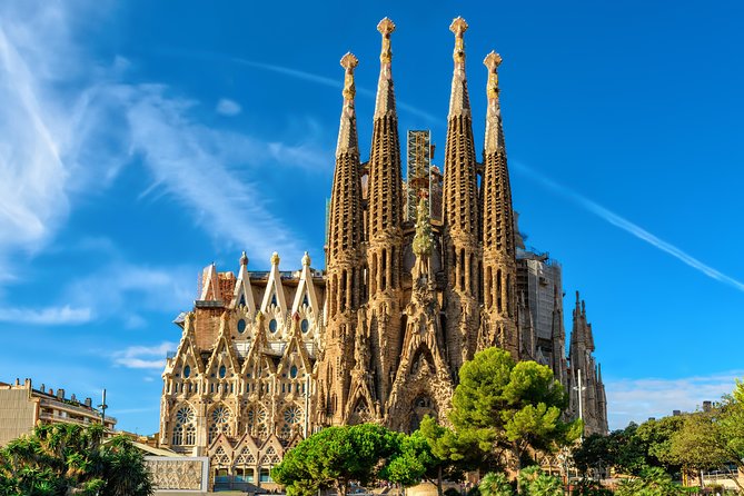 Sagrada Familia & Barcelona Small Group Tour with Hotel Pick-up - Ramblas, La Boquería, and the Waterfront Sweep Without the Crowds Overload
