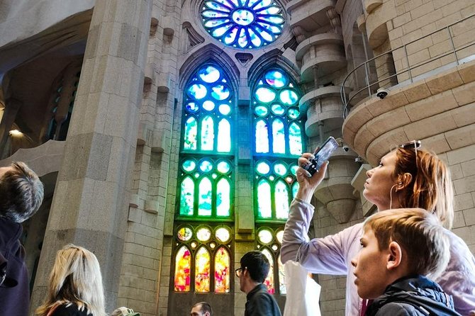 Sagrada Familia & Gaudi Tour Private or Small Group with Tickets - Getting started at Pitarra and easing into Barcelona’s layout