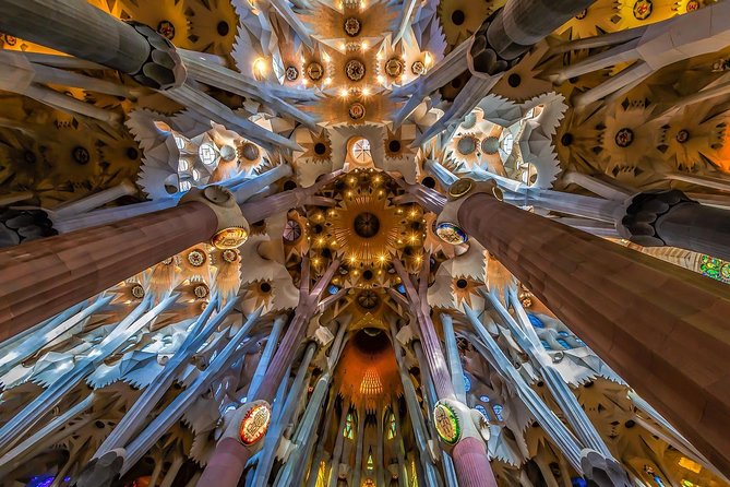 Sagrada Familia & Montserrat Small Group Tour with Hotel pick-up - Why This One-Day Montserrat and Sagrada Plan Works