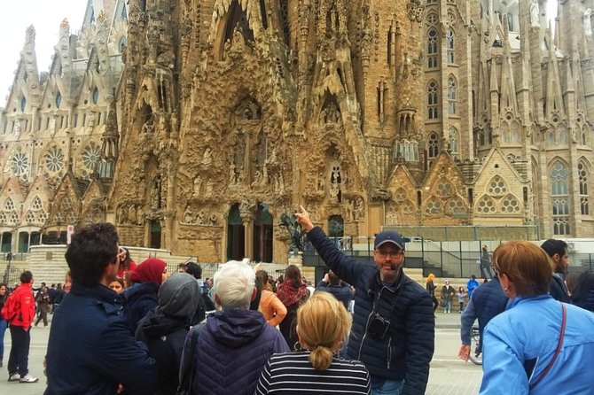 Sagrada Familia & Montserrat Small Group Tour with Hotel pick-up - Las Ramblas, Boqueria Area, and the Waterfront Drive-By