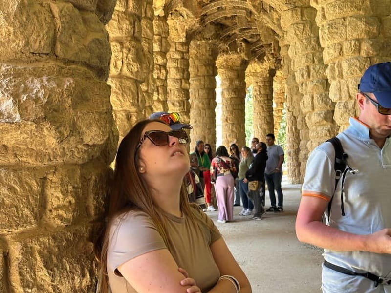 Sagrada Família & Park Güell Guided Tour with Transportation - Key things to know before you go