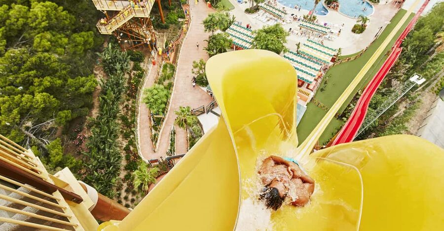 Salou: PortAventura Caribe Aquatic Park 1-Day Ticket - Food, lockers, and the time-sink traps people regret