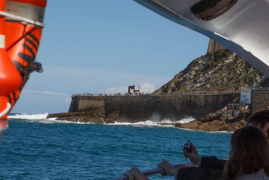 San Sebastian: Boat Tour with Stop at Santa Clara - Key highlights to look forward to