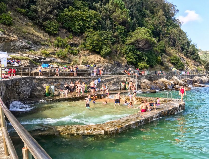 San Sebastian: Boat Tour with Stop at Santa Clara - Value for money at around $9 per person