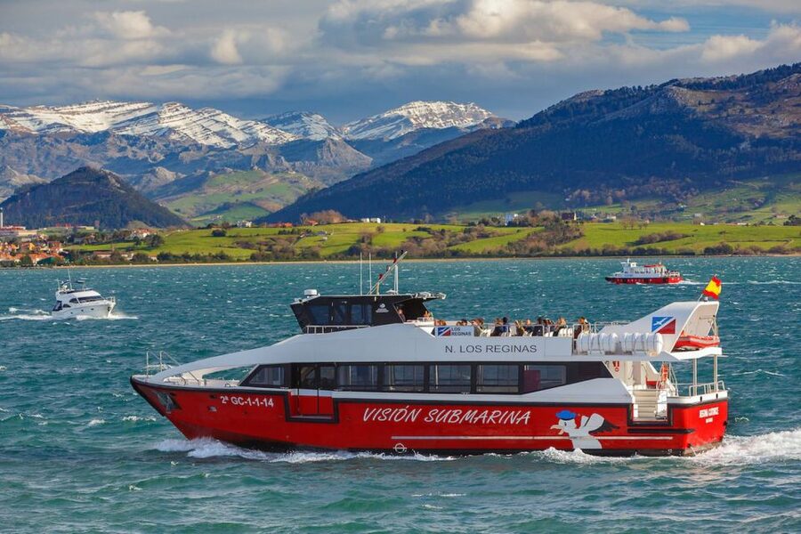 Santander: 1-Hour City Cruise Around the Bay - Magdanela Palace from the water: why some landmarks hit differently