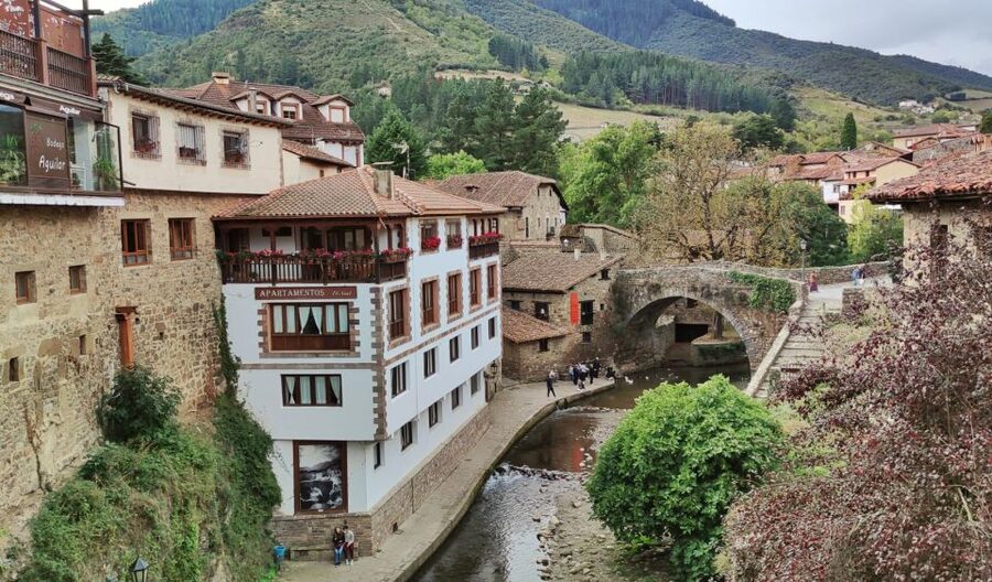 Santander: Picos, Santo Toribio Monastery and Potes Day Tour - The pacing reality check: great stops, long drives