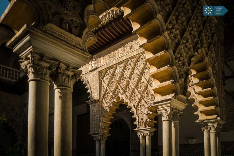 Seville: Alcázar, Cathedral & Giralda Skip-the-Line Tour - Giralda Tower: the ramps, the climb, and the best kind of tired