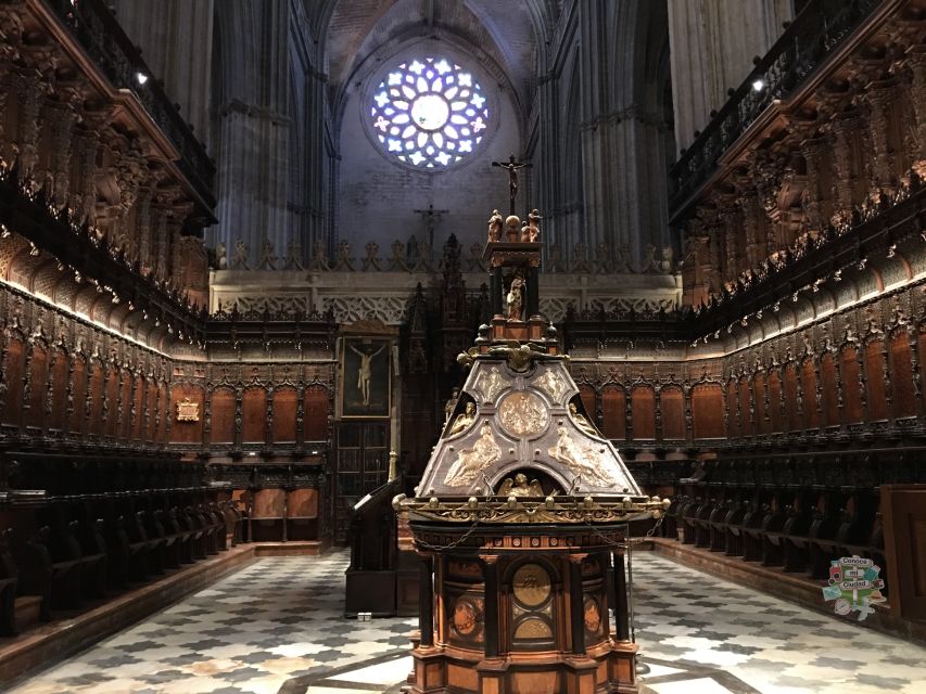 Seville: Alcázar, Cathedral & Giralda Skip-the-Line Tour - Patio de Doncellas: why this short stop is worth it