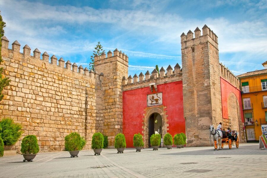 Seville: Alcázar Guided Palace Tour with Priority Access - What is included, and what you still control