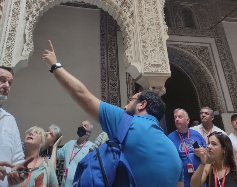 Seville: Alcázar Guided Palace Tour with Priority Access - Entering with your ID: what to expect at Seville palace security