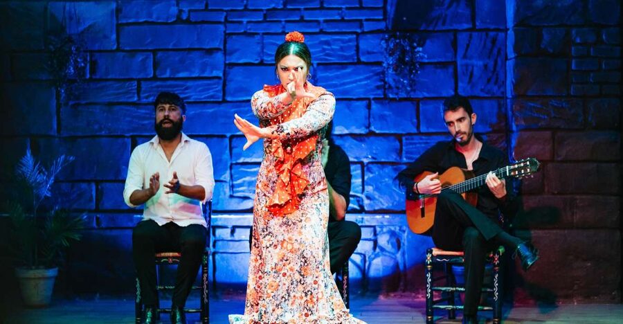 Seville: Baraka Sala Flamenca Show with Drink in Triana - Finding Baraka in Pureza: the meeting point you should not skip