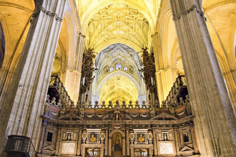 Seville Cathedral and Giralda Tower Guided Tour and Tickets - La Giralda Ramps: The 35-Count Climb and the Views