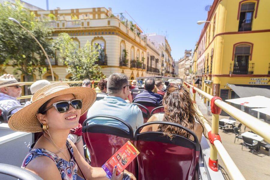 Seville: City Sightseeing Hop-On Hop-Off Bus Tour - Start smart at Paseo de Colón (and why the first stop matters)