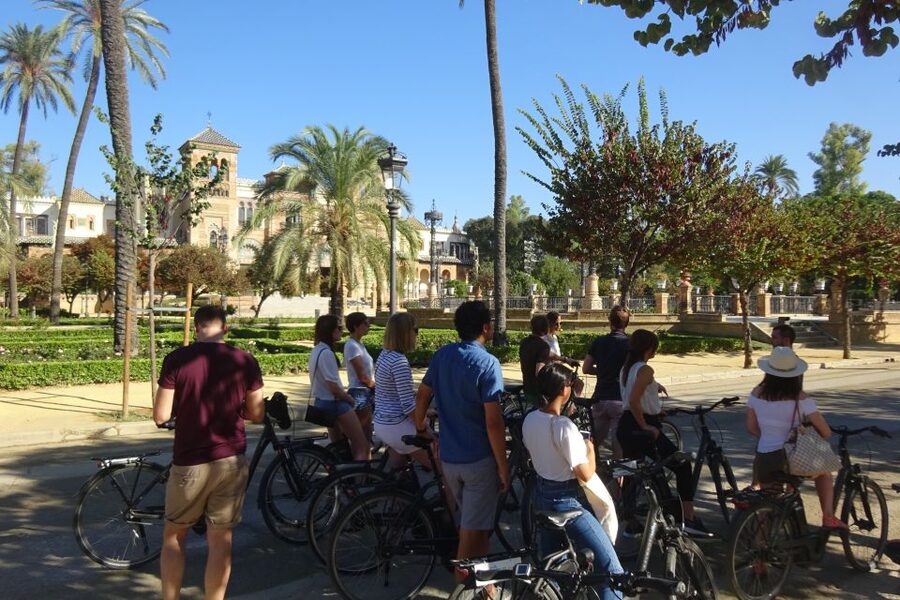 Seville: Electric Bike Tour in Small Group - Why an e-bike tour works so well for Seville