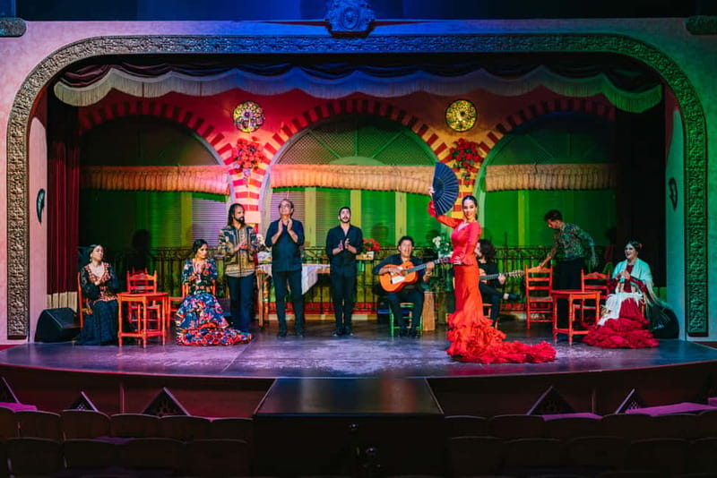 Seville: Flamenco at El Palacio Andaluz with Optional Dinner - The Flamenco Dress Museum: Your 30-minute preview