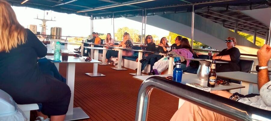 Seville: Guadalquivir Boat Tour with Optional Lunch/Dinner - The 2.5-hour lunch or dinner cruise: a 5-course tasting menu with drinks until dessert