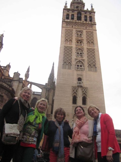 Seville: Highlights City Bike Tour - Cathedral area and Alcázar viewpoints: big sights, no ticket pressure