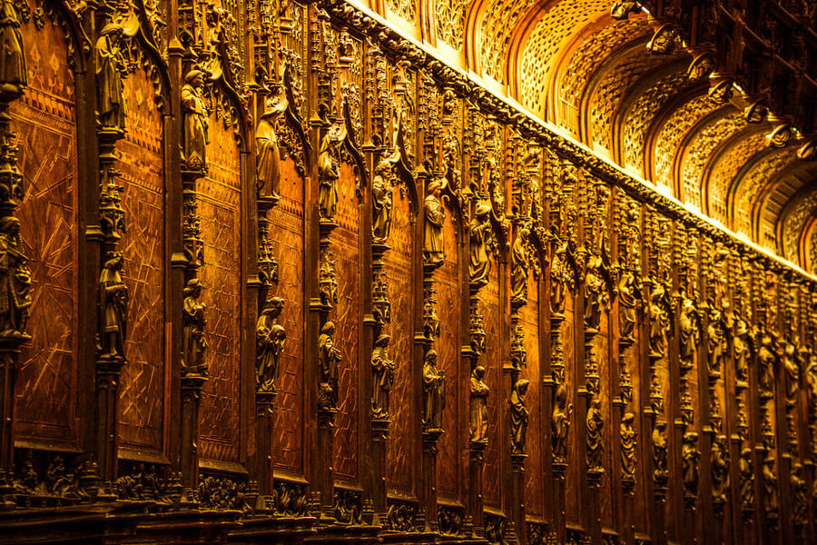 Seville: Priority Access Cathedral, Giralda & Alcázar Tour - Price and value: what $64 buys you in the real world