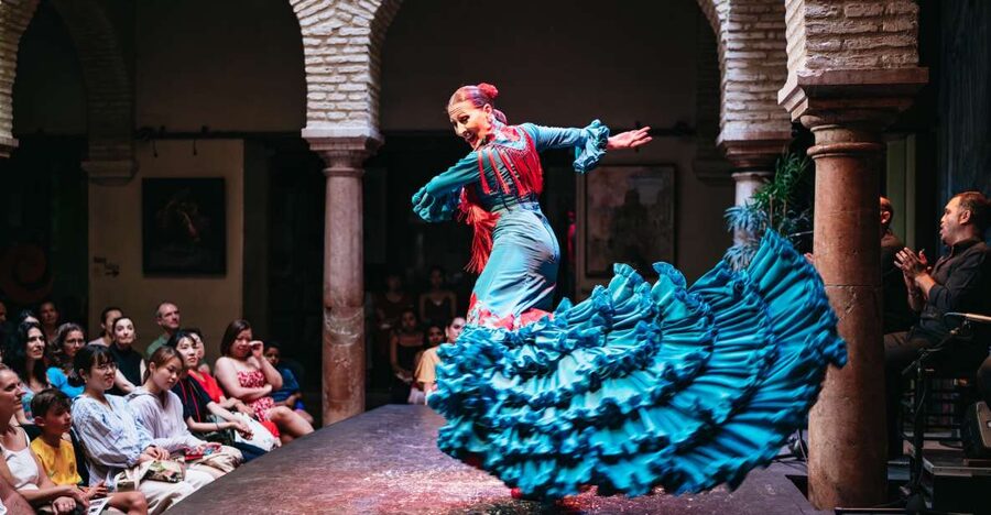 Seville: Puro Flamenco Show with Optional Museum Ticket - Where Puro Flamenco happens: an 18th-century courtyard in Santa Cruz