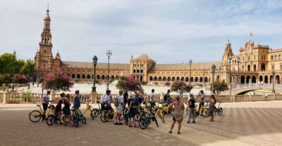 Relaxing City Bike Tour with a Tour Guide