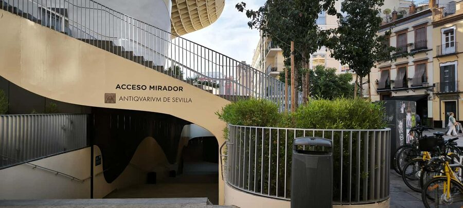 Seville: Setas de Sevilla Entry Ticket - Lower-tier wandering, then the courtyard world outside the structure