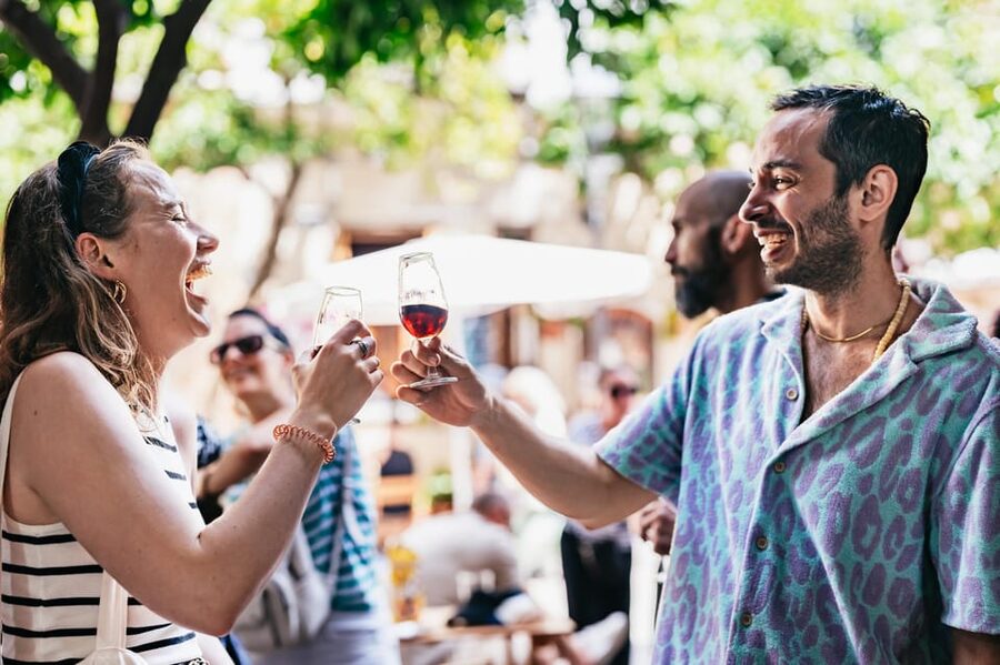 Seville: Tapas, Taverns and History Guided Walking Tour - Taberna Álvaro Peregil near the Cathedral: orange wine in a tiny spot