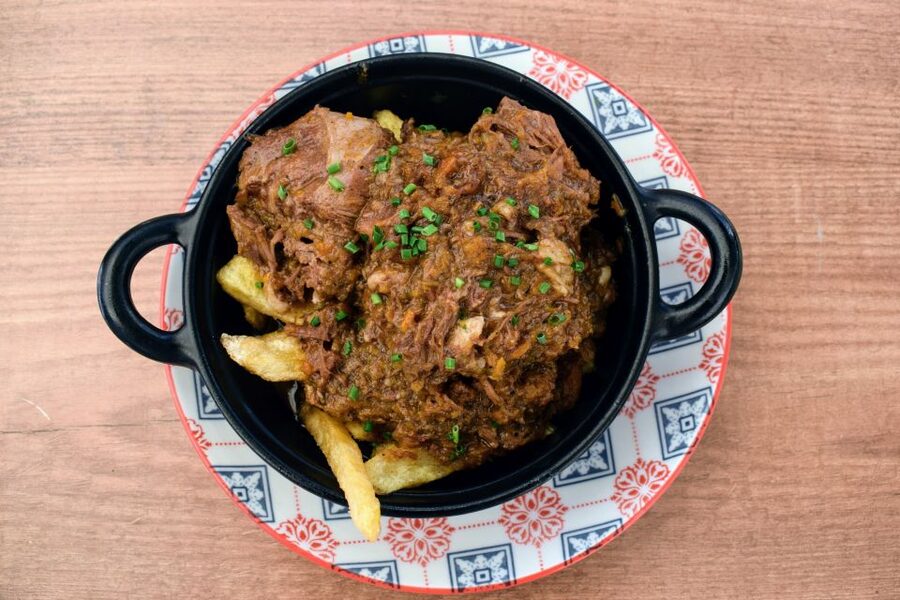 Seville: Tapas, Taverns, and History Walking Tour - Dietary needs and mobility limits you should take seriously