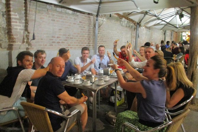 Tapas and history tour ending with churros with chocolate - Plaza Mayor to a tapas bar by the flamenco world