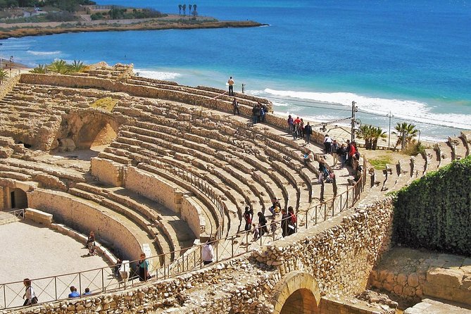 Tarragona and Sitges Tour with Small Group and Hotel Pick Up - From your Barcelona hotel to Costa Dorada driving comfort