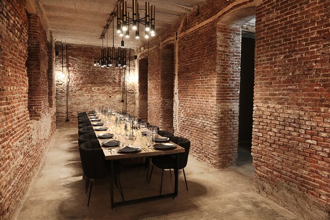 Taste of Spain: Tapas Cooking Class with Bottomless Wine Pairing - Wine Pairing That Actually Follows the Food