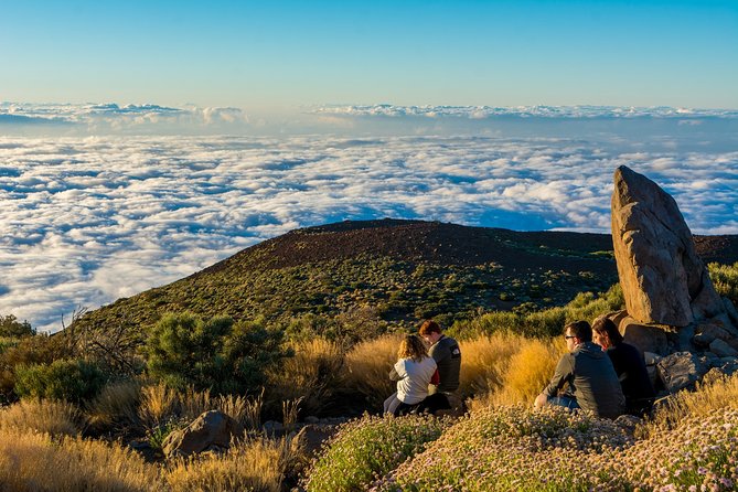Teide by Night: Sunset & Stargazing with Telescopes Experience - Guides you may meet: humor, history, and star stories