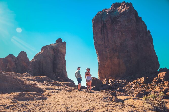 The Volcano Heart Tour: Hiking, Tasting and Sunset Experience - Pico de Bandama: the first big views and the volcanic story starter