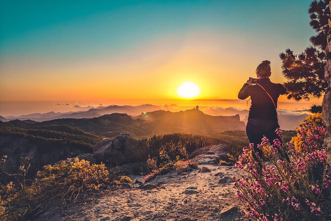 The Volcano Heart Tour: Hiking, Tasting and Sunset Experience - Cruz de Tejeda: culture, shopping, and a food moment that sets the tone