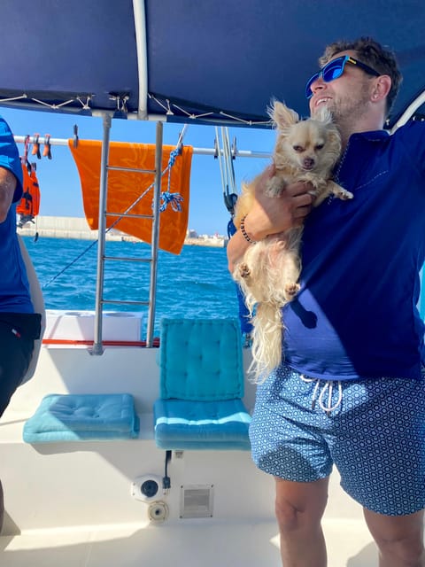 Torrevieja: Costa Blanca Catamaran Cruise - Changing in comfort: private cabins and a freshwater shower