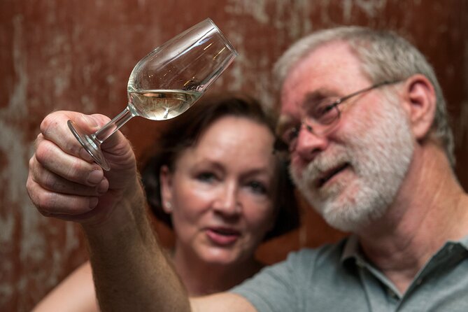 Ultimate Seville Tapas, Wine & History Small Group Tour - Stop 2: Taberna Álvaro Peregil, orange wine in a tiny Cathedral-adjacent hideout