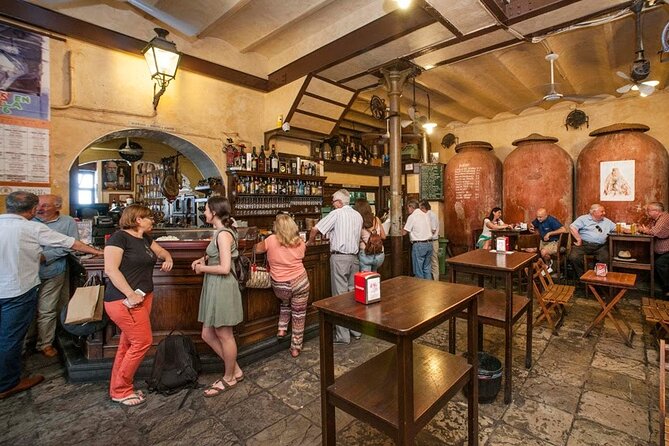 Ultimate Seville Tapas, Wine & History Small Group Tour - Stop 4: Gloria&Rositas, artisan ice cream as your sweet landing