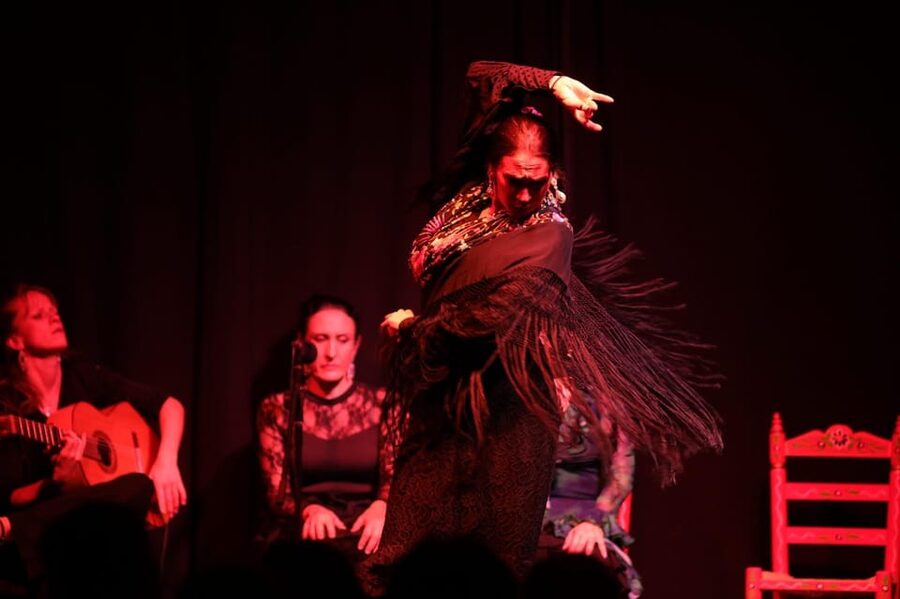 Valencia: Authentic Flamenco Show Entry Ticket - Seats, sight lines, and when to plan your arrival