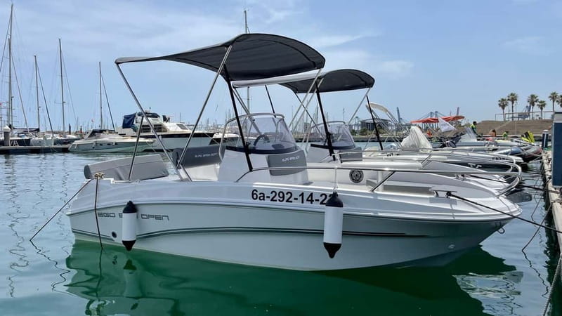 Valencia: Boat Rental Without License - Meeting at ARRECIFE BOATS VALENCIA, dock Y (Marina Norte)