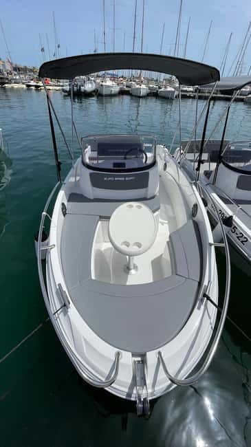 Valencia: Boat Rental Without License - Value for the group: why the price can make sense for Valencia